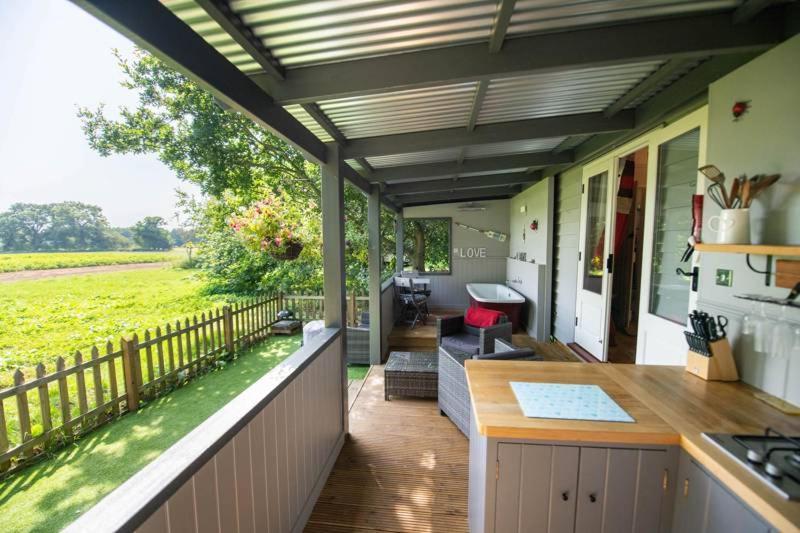 Thompson Hall Retreat Екстериор снимка